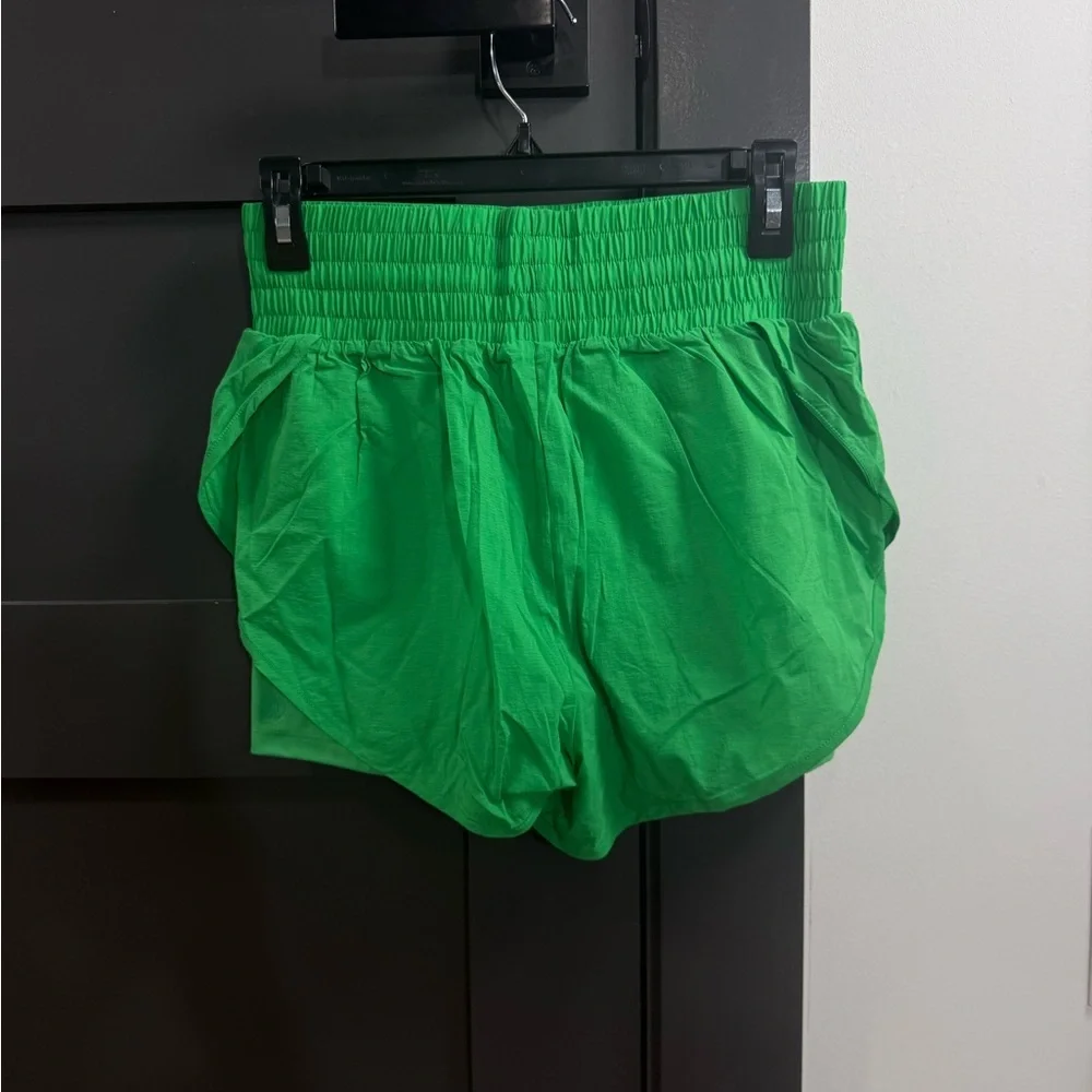 All in Motion Women’s Green Athletic Shorts Biker Liner Size Small